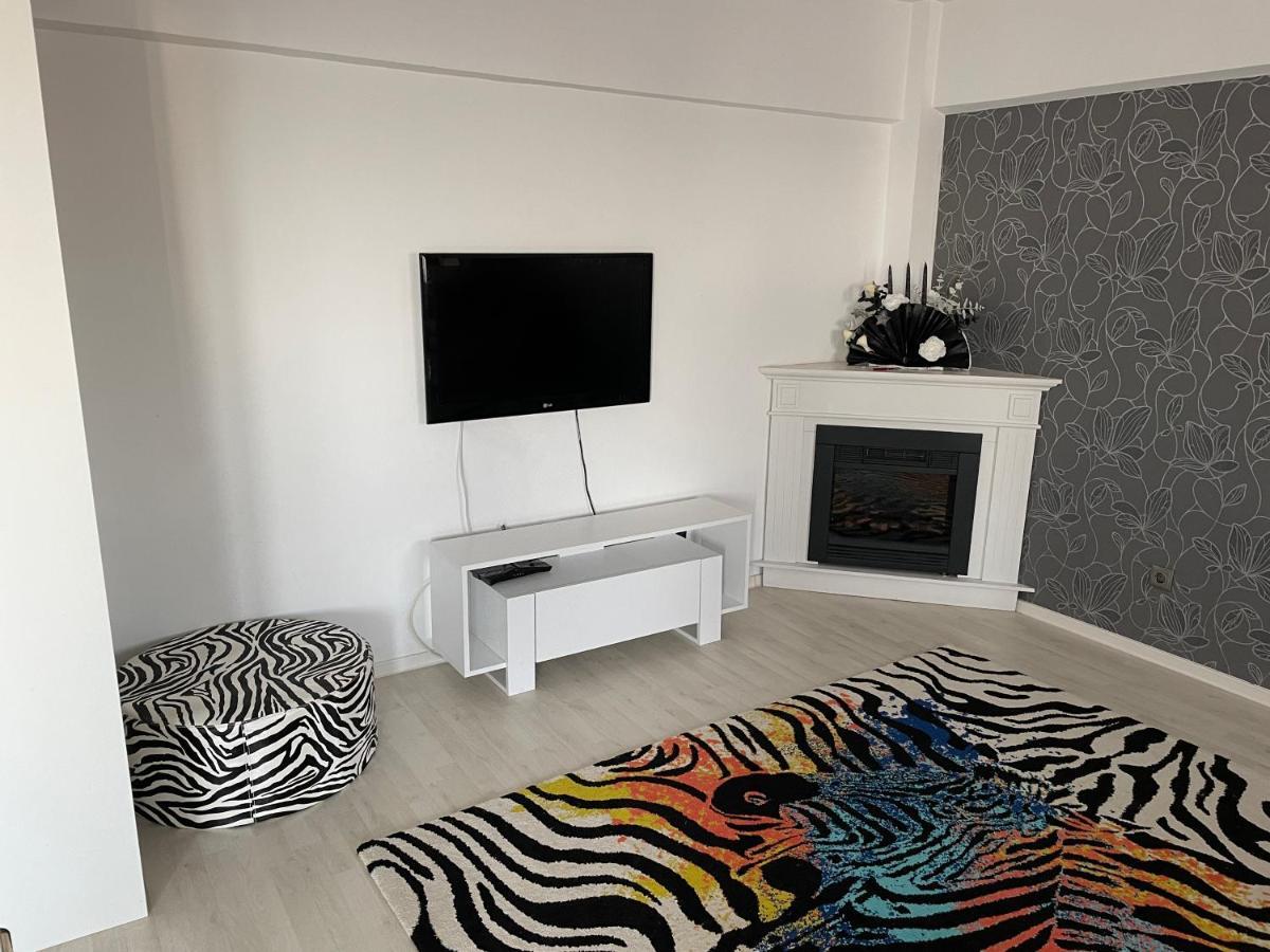 Panoramic M&M Apartment Suceava Esterno foto