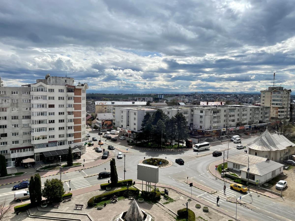 Panoramic M&M Apartment Suceava Esterno foto